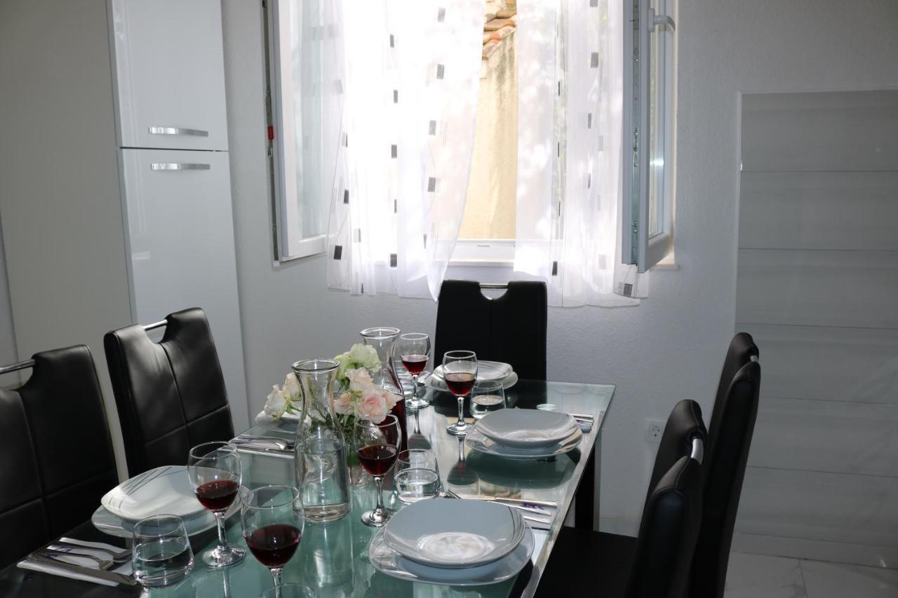 Ilma Apartment Трогір Екстер'єр фото